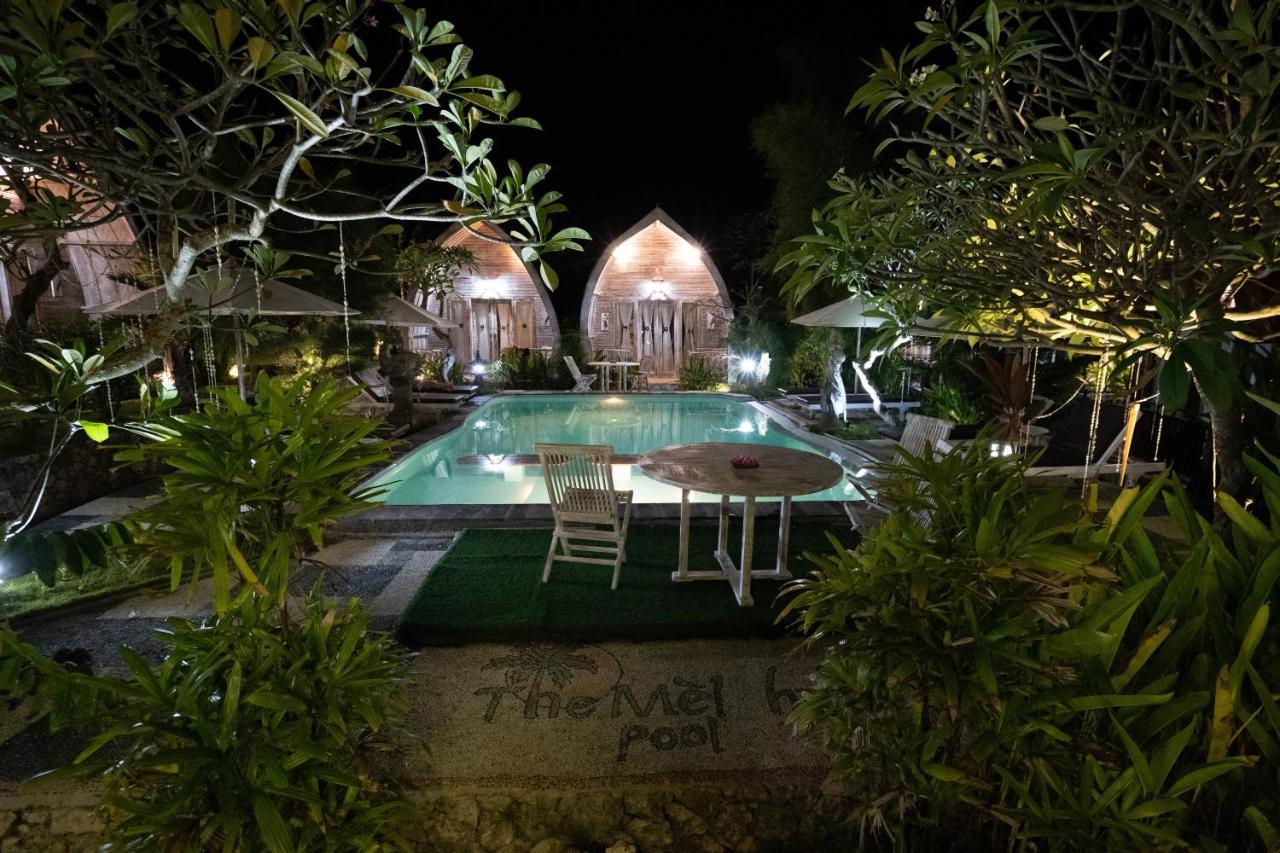 Hotel The Mel Huts Batununggul Exterior foto